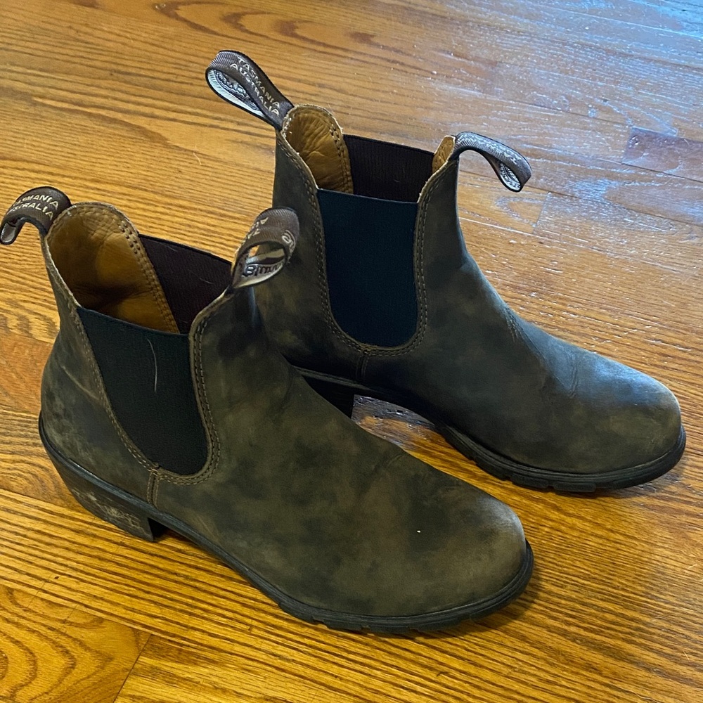 Blundstone Dark Brown Leather Boots